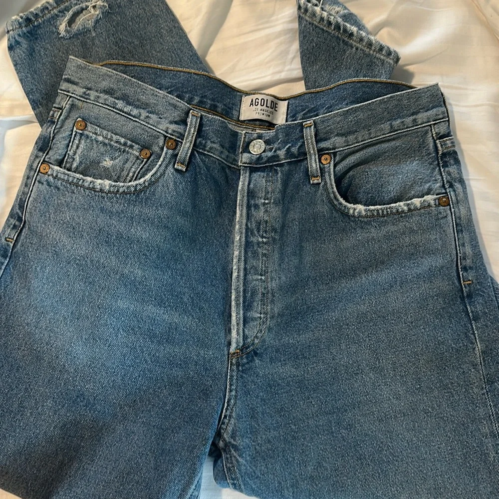 Agolde Straight Leg Jeans in Medium Blue Wash - Picture 1 of 11
